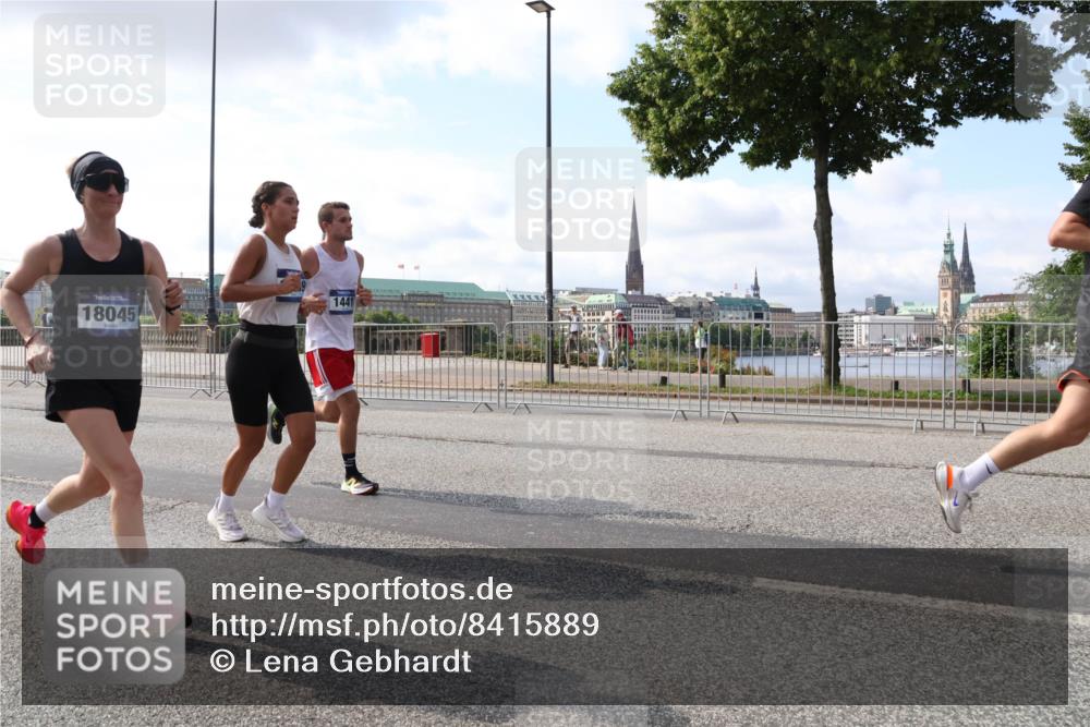 29.06.2025 - hella hamburg halbmarathon Lena Gebhardt http://msf.ph/oto/8415889 29.06.2025 09:50:56 Lombardsbrücke 18045, 1441, 1209, 1256, 1358, 1441, 1677, 1697, 1700, 1882, 1962, 2546, 2579, 2675, 2719, 3056, 3626, 3947, 4205, 4229, 4380, 4854, 4888, 4889, 4893, 5026, 5087, 5275, 5387, 5472, 5506, 5508, 5745, 5752, 5916, 6080, 6429, 6458, 6529, 6593, 6639, 6686, 6687, 7026, 7110, 7116, 7284, 7635, 8091, 8122, 8319, 8574, 8958, 8966, 9116, 9371, 9380, 9755, 9833, 10064, 10193, 10415, 10469, 10783, 10922, 11281, 11284, 11305, 11379, 12153 meine-sportfotos.de