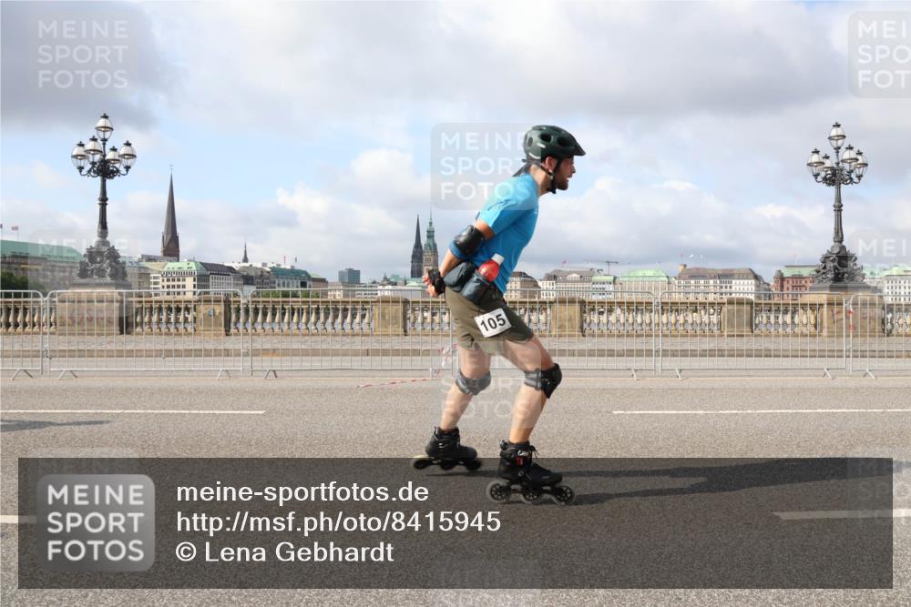 29.06.2025 - hella hamburg halbmarathon Lena Gebhardt http://msf.ph/oto/8415945 29.06.2025 08:56:51 Lombardsbrücke 105 meine-sportfotos.de