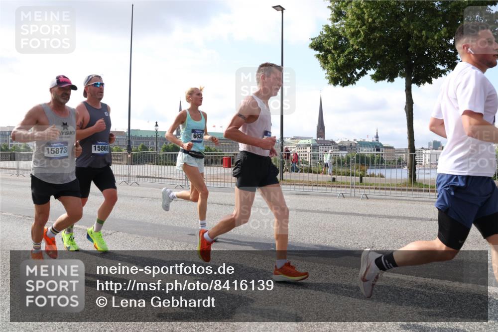 29.06.2025 - hella hamburg halbmarathon Lena Gebhardt http://msf.ph/oto/8416139 29.06.2025 09:50:58 Lombardsbrücke 15873, 15866, 6639, 1209, 1256, 1358, 1441, 1677, 1697, 1700, 1882, 1962, 2546, 2579, 2675, 2719, 3056, 3626, 3947, 4205, 4229, 4380, 4854, 4888, 4889, 4893, 5026, 5087, 5275, 5387, 5472, 5506, 5508, 5745, 5752, 5916, 6080, 6429, 6529, 6593, 6639, 6686, 6687, 6721, 6901, 7026, 7110, 7116, 7284, 7635, 8091, 8122, 8319, 8574, 8958, 8966, 9262, 9313, 9371, 9380, 9755, 9833, 10064, 10193, 10415, 10469, 10783, 10922, 11281, 11284, 11305, 11907, 12153 meine-sportfotos.de