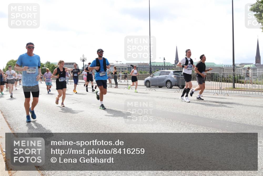 29.06.2025 - hella hamburg halbmarathon Lena Gebhardt http://msf.ph/oto/8416259 29.06.2025 10:42:21 Lombardsbrücke 16452, 14381, 8712, 13456, 12403, 1039, 1150, 1360, 1624, 1648, 1752, 1929, 1957, 1994, 2069, 2134, 2145, 2523, 2538, 2580, 2974, 3276, 3326, 3459, 3460, 3568, 3605, 3874, 4329, 4334, 4353, 4735, 4736, 4778, 4885, 4891, 4892, 5403, 5417, 5419, 5671, 5810, 6136, 6137, 6153, 6430, 6436, 6764, 6828, 6837, 6846, 6917, 7040, 7260, 7357, 7557, 7666, 8014, 8459, 8525, 8526, 8529, 8712, 8816, 8908, 9008, 9223, 9370, 9980, 10027, 10454, 10532, 10623 meine-sportfotos.de
