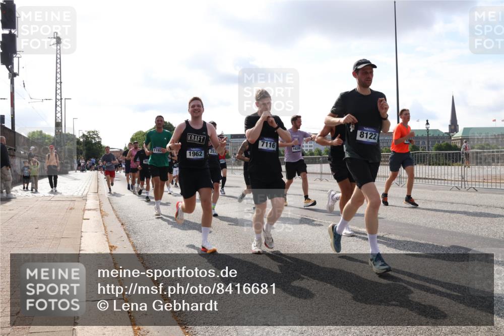 29.06.2025 - hella hamburg halbmarathon Lena Gebhardt http://msf.ph/oto/8416681 29.06.2025 09:51:03 Lombardsbrücke 1192, 1962, 257, 7116, 16295, 8122, 1209, 1256, 1441, 1677, 1941, 1962, 2546, 2579, 3056, 3626, 3700, 3947, 4205, 4854, 4888, 4889, 4893, 5026, 5087, 5275, 5387, 5472, 5506, 5508, 5752, 5916, 6080, 6429, 6593, 6639, 6686, 6687, 6721, 6901, 7026, 7110, 7116, 7284, 7378, 7635, 7693, 7962, 8091, 8122, 8319, 8574, 8958, 8966, 9262, 9313, 9371, 9380, 9755, 9833, 9885, 10064, 10193, 10415, 10469, 10783, 10922, 11281, 11284, 11305, 11907, 12153, 14201 meine-sportfotos.de