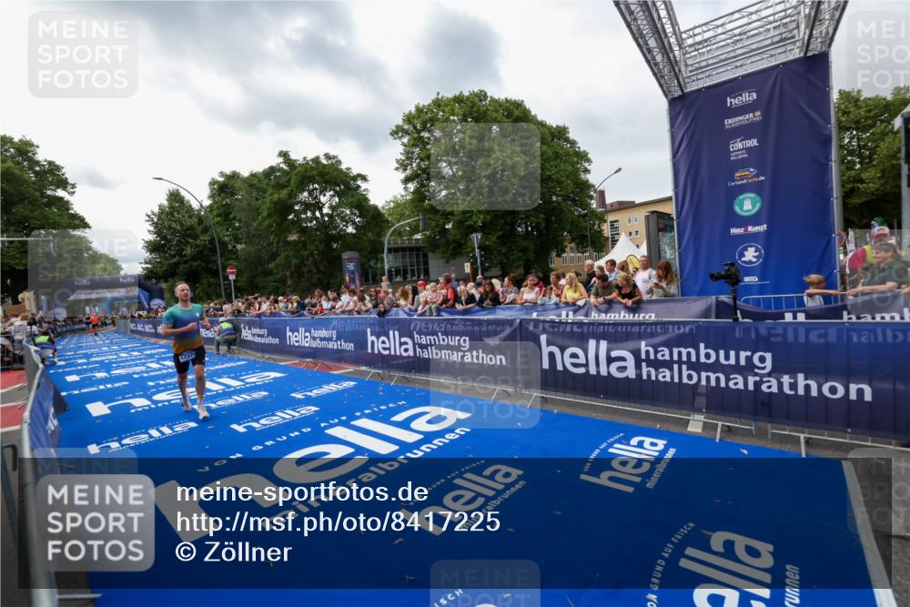 29.06.2025 - hella hamburg halbmarathon Zöllner http://msf.ph/oto/8417225 29.06.2025 10:28:36 Ziel 17374 meine-sportfotos.de