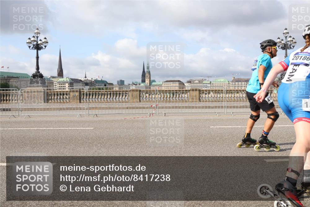 29.06.2025 - hella hamburg halbmarathon Lena Gebhardt http://msf.ph/oto/8417238 29.06.2025 08:56:59 Lombardsbrücke 20186, 1 meine-sportfotos.de