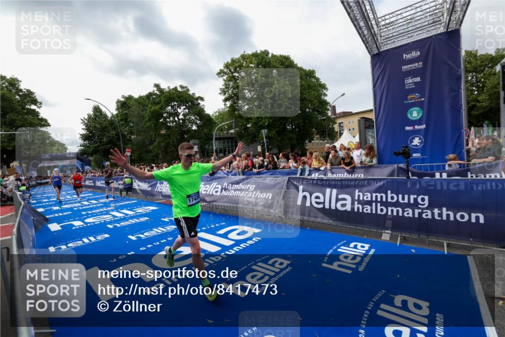 29.06.2025 - hella hamburg halbmarathon Zöllner http://msf.ph/oto/8417473 29.06.2025 10:28:52 Ziel 2604, 10486, 17428, 18763 meine-sportfotos.de