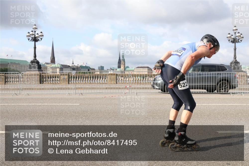 29.06.2025 - hella hamburg halbmarathon Lena Gebhardt http://msf.ph/oto/8417495 29.06.2025 08:57:04 Lombardsbrücke 20522, 522 meine-sportfotos.de