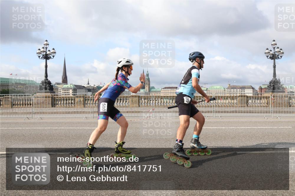 29.06.2025 - hella hamburg halbmarathon Lena Gebhardt http://msf.ph/oto/8417751 29.06.2025 08:57:12 Lombardsbrücke 500 meine-sportfotos.de