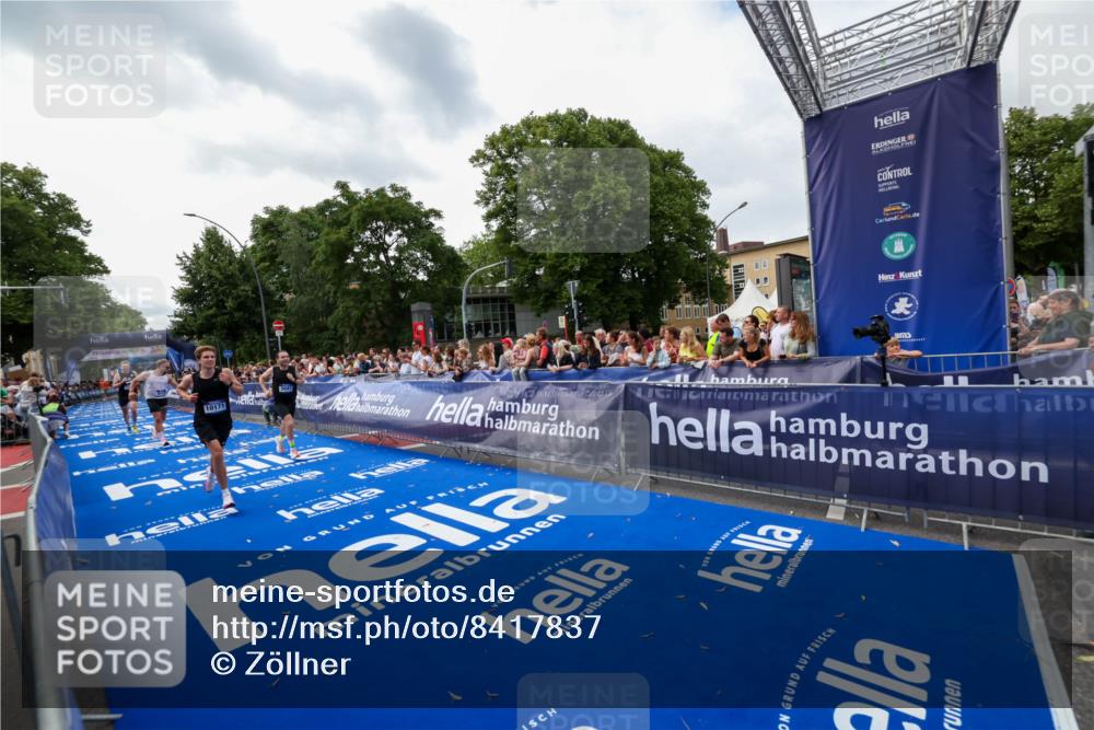 29.06.2025 - hella hamburg halbmarathon Zöllner http://msf.ph/oto/8417837 29.06.2025 10:29:14 Ziel 3043, 8473, 10171, 16157, 19194 meine-sportfotos.de