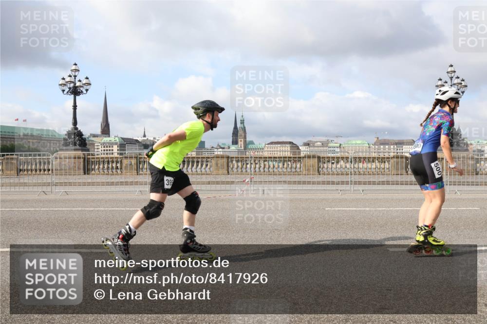 29.06.2025 - hella hamburg halbmarathon Lena Gebhardt http://msf.ph/oto/8417926 29.06.2025 08:57:12 Lombardsbrücke 500 meine-sportfotos.de