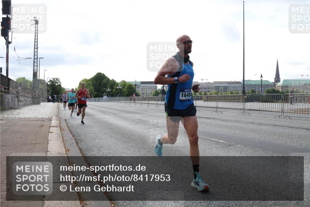 29.06.2025 - hella hamburg halbmarathon Lena Gebhardt http://msf.ph/oto/8417953 29.06.2025 09:41:30 Lombardsbrücke 16484, 16361, 2459, 4128, 4571, 7834, 7963, 9442, 10234, 10780, 11194, 11624, 12067, 12641, 13780, 16361, 16484, 17856, 17886 meine-sportfotos.de