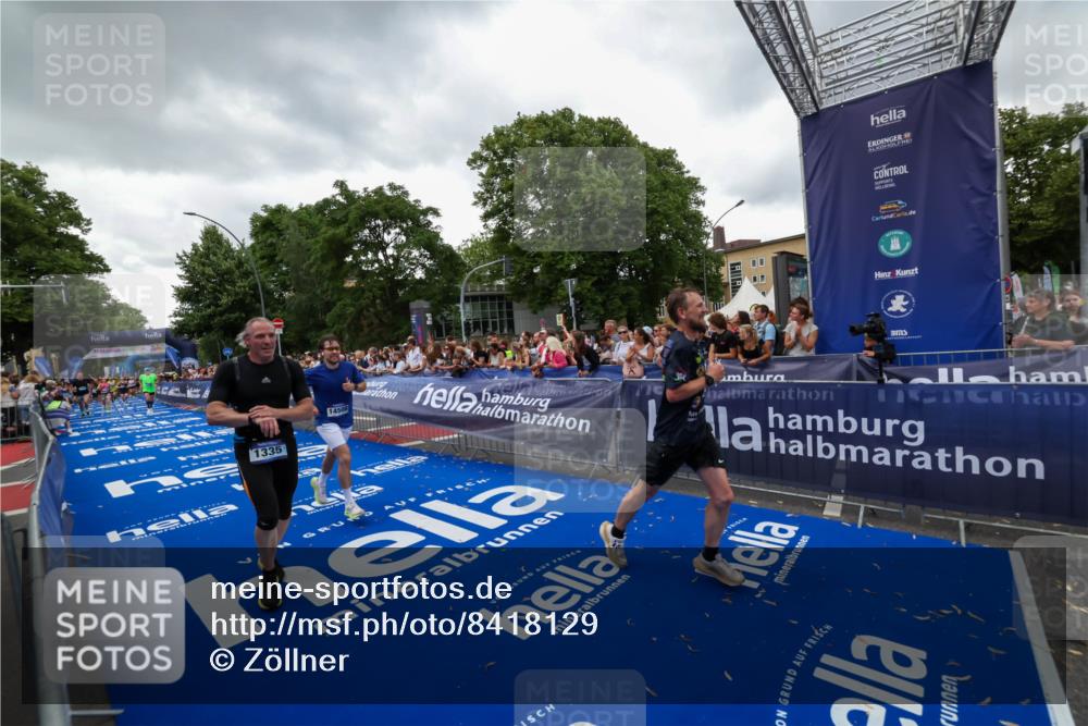 29.06.2025 - hella hamburg halbmarathon Zöllner http://msf.ph/oto/8418129 29.06.2025 10:51:37 Ziel 1335, 5008, 7943, 10691, 13327, 13403, 19007 meine-sportfotos.de