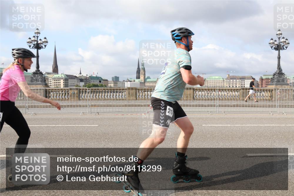 29.06.2025 - hella hamburg halbmarathon Lena Gebhardt http://msf.ph/oto/8418299 29.06.2025 08:57:27 Lombardsbrücke 20 meine-sportfotos.de