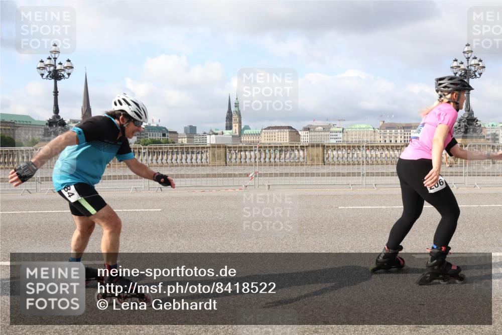 29.06.2025 - hella hamburg halbmarathon Lena Gebhardt http://msf.ph/oto/8418522 29.06.2025 08:57:28 Lombardsbrücke 06 meine-sportfotos.de