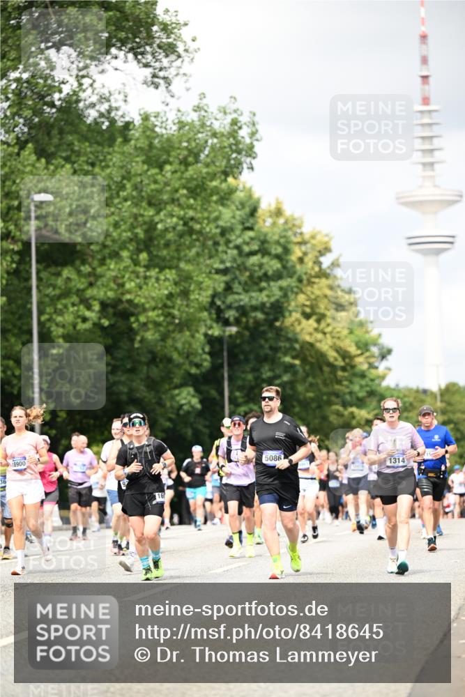 29.06.2025 - hella hamburg halbmarathon Dr. Thomas Lammeyer http://msf.ph/oto/8418645 29.06.2025 10:45:57 Kennedybrücke 1314, 1317, 1536, 2229, 2805, 3344, 3532, 3533, 3694, 4412, 4774, 5086, 5688, 5928, 6719, 6793, 6846, 6894, 7821, 8293, 8300, 8301, 8443, 8586, 8769, 9009, 9370, 10027, 10483, 11024, 11097, 11166, 11207, 11209, 11371, 11437, 11438 meine-sportfotos.de
