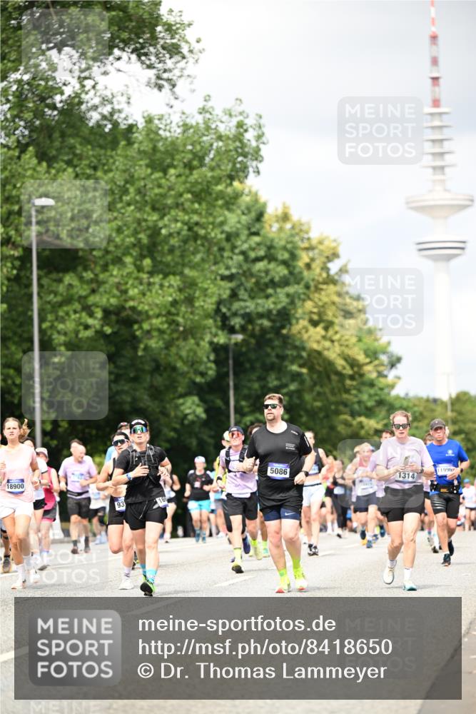 29.06.2025 - hella hamburg halbmarathon Dr. Thomas Lammeyer http://msf.ph/oto/8418650 29.06.2025 10:45:57 Kennedybrücke 1314, 1317, 1536, 2229, 2805, 3344, 3532, 3533, 3694, 4412, 4774, 5086, 5688, 5928, 6719, 6793, 6846, 6894, 7821, 8293, 8300, 8301, 8443, 8586, 8769, 9009, 9370, 10027, 10483, 11024, 11097, 11166, 11207, 11209, 11371, 11437, 11438 meine-sportfotos.de
