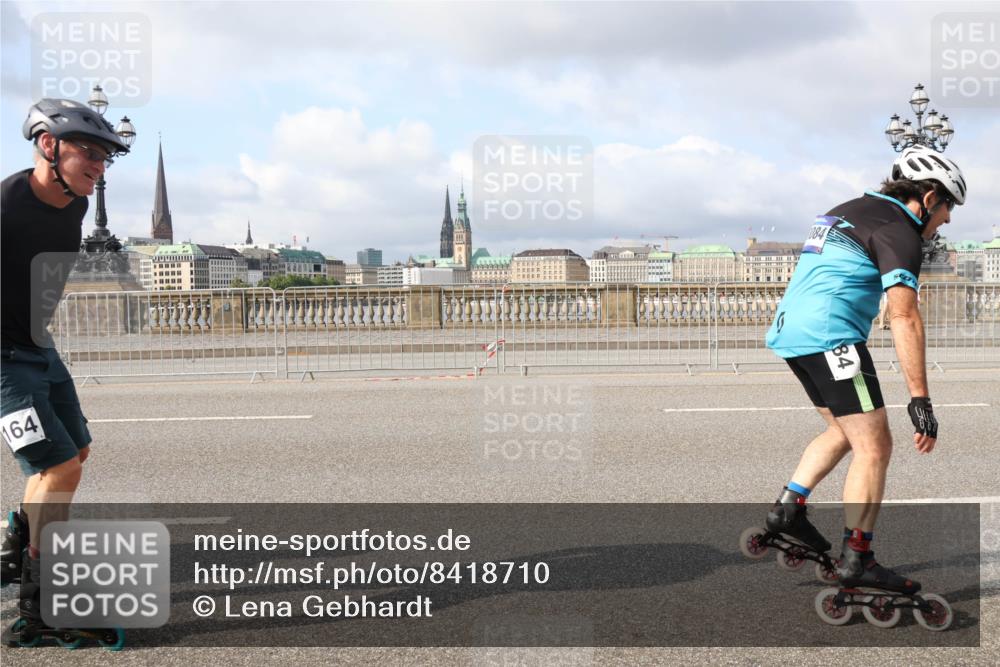 29.06.2025 - hella hamburg halbmarathon Lena Gebhardt http://msf.ph/oto/8418710 29.06.2025 08:57:28 Lombardsbrücke 164, 084, 84 meine-sportfotos.de
