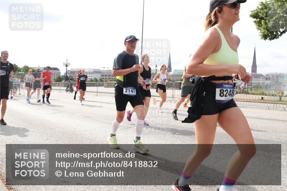 29.06.2025 - hella hamburg halbmarathon Lena Gebhardt http://msf.ph/oto/8418832 29.06.2025 10:18:09 Lombardsbrücke 2921, 7832, 11450, 11949, 2147, 12274, 7452, 8248, 1015, 1159, 1160, 1268, 1274, 1325, 1458, 1554, 1622, 1641, 1749, 1982, 2087, 2094, 2147, 2335, 2634, 2931, 3125, 3138, 3292, 3321, 3482, 3977, 4710, 4738, 4804, 5004, 5290, 5611, 5733, 5909, 6270, 7094, 7641, 7649, 7838, 7882, 7883, 8067, 8128, 8144, 8248, 8607, 8799, 9222, 9400, 9539, 9717, 9734, 9798, 9834, 9844, 9964, 10174, 10332, 10509, 10659, 10908, 12498, 13341 meine-sportfotos.de