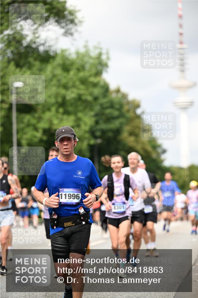 29.06.2025 - hella hamburg halbmarathon Dr. Thomas Lammeyer http://msf.ph/oto/8418863 29.06.2025 10:46:06 Kennedybrücke 1314, 1317, 1536, 2229, 2762, 2763, 3532, 3533, 3694, 4774, 5086, 5688, 5942, 6066, 6719, 6726, 6793, 6846, 6894, 7821, 8293, 8300, 8301, 8443, 8586, 9009, 9370, 9588, 10027, 10181, 10483, 11011, 11017, 11024, 11097, 11207, 11255, 11371, 11437, 11438 meine-sportfotos.de
