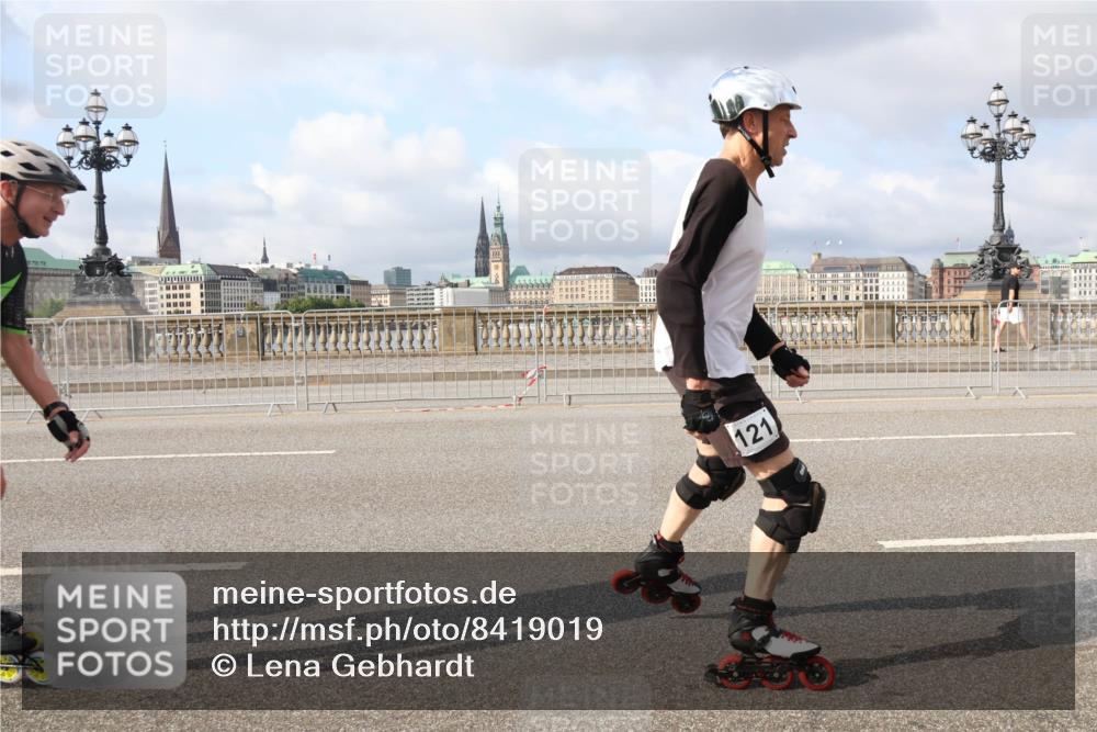 29.06.2025 - hella hamburg halbmarathon Lena Gebhardt http://msf.ph/oto/8419019 29.06.2025 08:57:29 Lombardsbrücke 121 meine-sportfotos.de