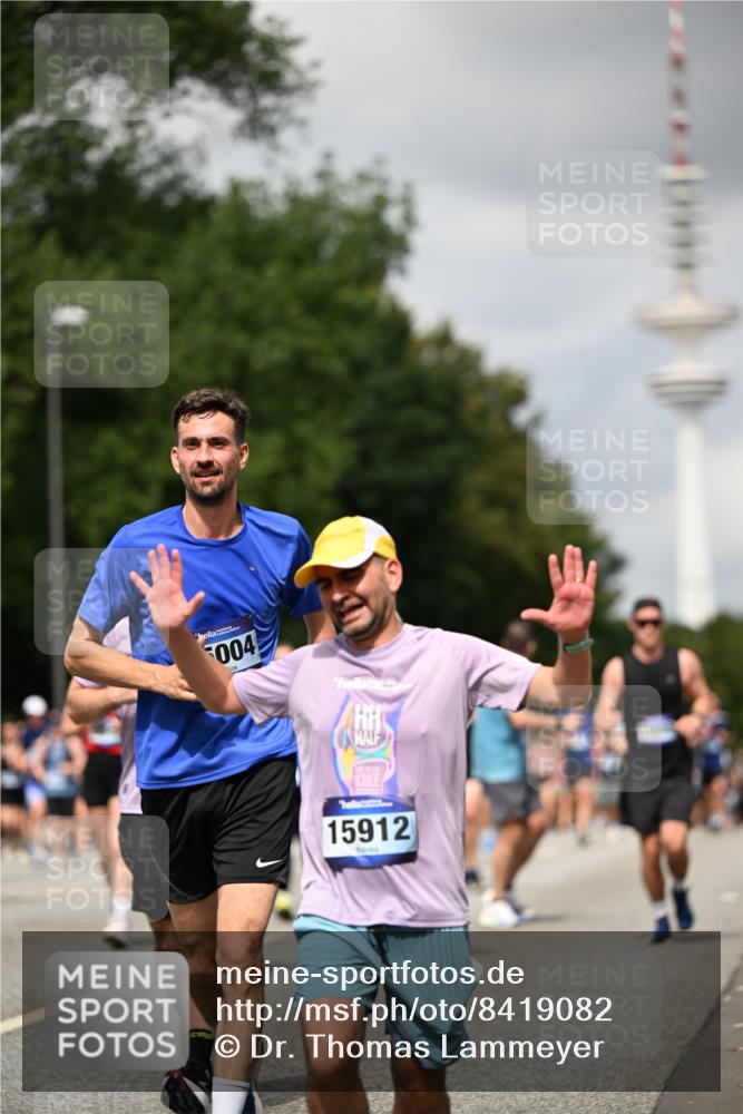 29.06.2025 - hella hamburg halbmarathon Dr. Thomas Lammeyer http://msf.ph/oto/8419082 29.06.2025 10:46:13 Kennedybrücke 1314, 1317, 1536, 1648, 2229, 2762, 2763, 3459, 3532, 3533, 3694, 4885, 5086, 5942, 6066, 6137, 6450, 6719, 6726, 6793, 6846, 6894, 7821, 7968, 8004, 8162, 8163, 8293, 8300, 8301, 8443, 8586, 9370, 9588, 10027, 10181, 10483, 10872, 11011, 11017, 11024, 11097, 11098, 11207, 11255, 11437, 11438 meine-sportfotos.de