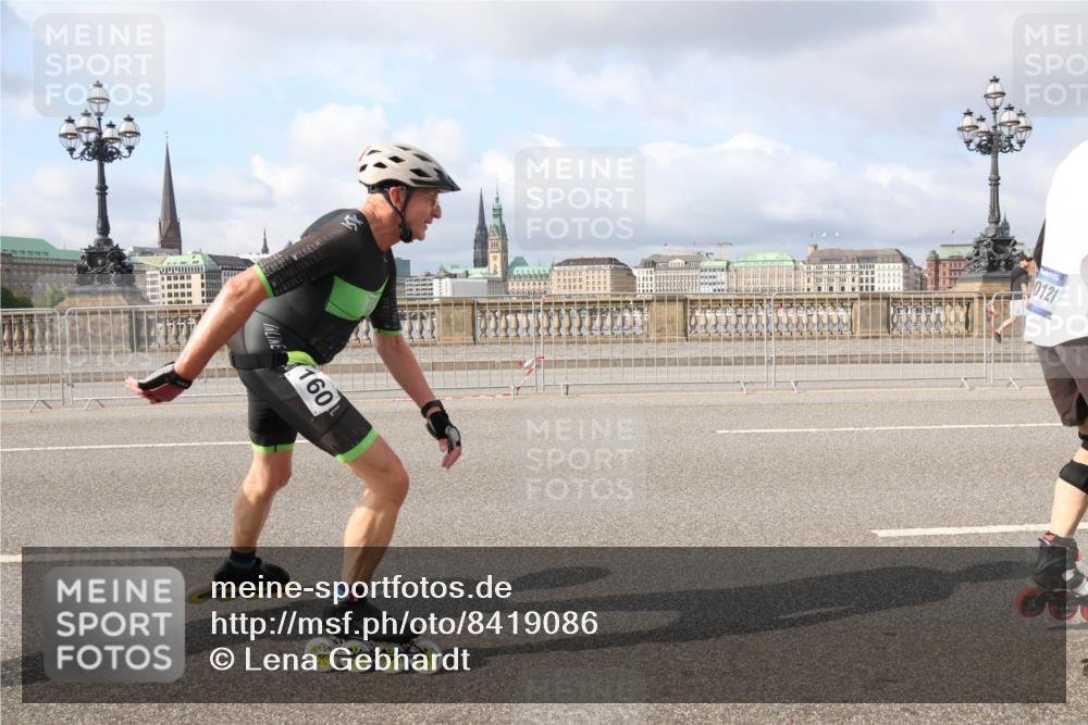29.06.2025 - hella hamburg halbmarathon Lena Gebhardt http://msf.ph/oto/8419086 29.06.2025 08:57:29 Lombardsbrücke 15, 160, 0121 meine-sportfotos.de