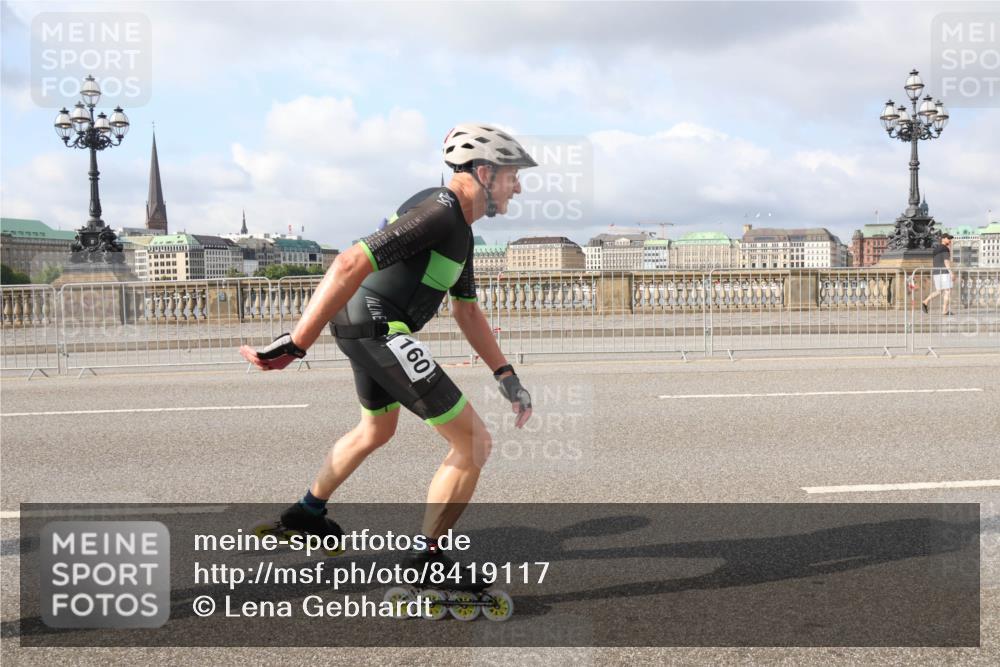 29.06.2025 - hella hamburg halbmarathon Lena Gebhardt http://msf.ph/oto/8419117 29.06.2025 08:57:29 Lombardsbrücke 160 meine-sportfotos.de