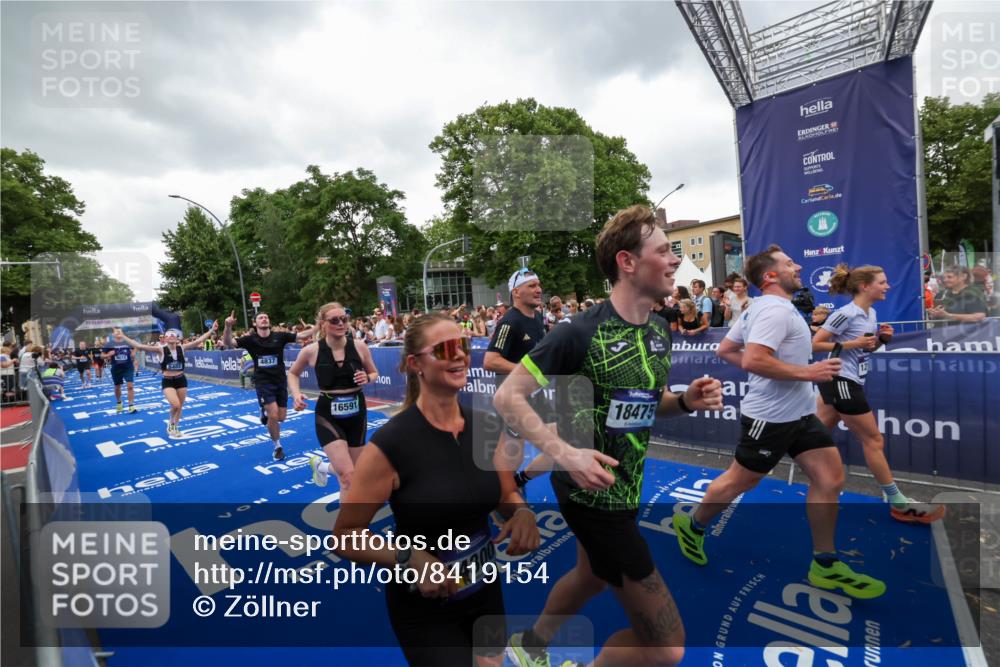 29.06.2025 - hella hamburg halbmarathon Zöllner http://msf.ph/oto/8419154 29.06.2025 10:52:20 Ziel 4140, 4419, 4587, 4837, 5032, 5087, 5482, 6164, 7896, 9074, 12135, 13707, 14300, 15275, 15446, 16003, 16591, 17130, 17773, 18475 meine-sportfotos.de