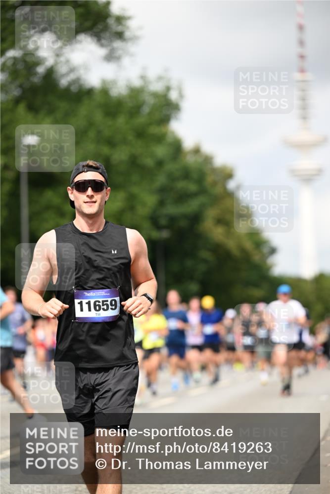 29.06.2025 - hella hamburg halbmarathon Dr. Thomas Lammeyer http://msf.ph/oto/8419263 29.06.2025 10:46:19 Kennedybrücke 1317, 1536, 1648, 2762, 2763, 3459, 3532, 3533, 4329, 4885, 5432, 5942, 6066, 6137, 6153, 6320, 6450, 6719, 6726, 6793, 6846, 6894, 7968, 8004, 8162, 8163, 8300, 8301, 8443, 8586, 8712, 9588, 10181, 10483, 10872, 11011, 11017, 11024, 11097, 11098, 11207, 11255, 11437, 11438 meine-sportfotos.de