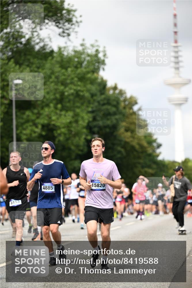 29.06.2025 - hella hamburg halbmarathon Dr. Thomas Lammeyer http://msf.ph/oto/8419588 29.06.2025 10:46:29 Kennedybrücke 1039, 1648, 1712, 2762, 2974, 3276, 3326, 3459, 3568, 4329, 4385, 4541, 4735, 4736, 4885, 5432, 5671, 5942, 6137, 6153, 6320, 6450, 6726, 7022, 7023, 7968, 8004, 8162, 8163, 8712, 9588, 10181, 10872, 11011, 11017, 11098 meine-sportfotos.de