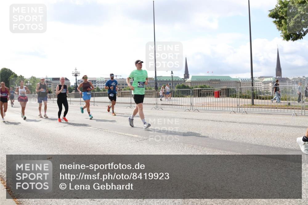 29.06.2025 - hella hamburg halbmarathon Lena Gebhardt http://msf.ph/oto/8419923 29.06.2025 10:05:38 Lombardsbrücke 10343, 9738, 9736, 4782, 1229, 1830, 1863, 1936, 1981, 2288, 2298, 2471, 2540, 2624, 3461, 3578, 3929, 4014, 4220, 4782, 5073, 5762, 6059, 8894, 8909, 9075, 9165, 9339, 9477, 9559, 9680, 9736, 9737, 9738, 9917, 10343, 10694, 10791, 10998, 11784, 11873, 11958, 12557, 13221, 14203, 14465, 14642, 16092, 16478, 16546, 16847, 17731, 17740, 17885, 18616, 18617, 18973, 19034, 19248 meine-sportfotos.de