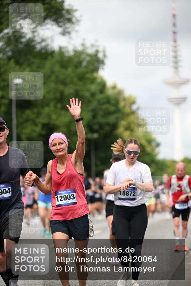 29.06.2025 - hella hamburg halbmarathon Dr. Thomas Lammeyer http://msf.ph/oto/8420064 29.06.2025 10:46:46 Kennedybrücke 1039, 1712, 1752, 2069, 2134, 2974, 3276, 3326, 3568, 4385, 4541, 4680, 4735, 4736, 5419, 5671, 6136, 6320, 6828, 7022, 7023, 7040, 7043, 7260, 8014, 8525, 8712, 9644, 10532, 10623, 10842, 11074, 11075 meine-sportfotos.de