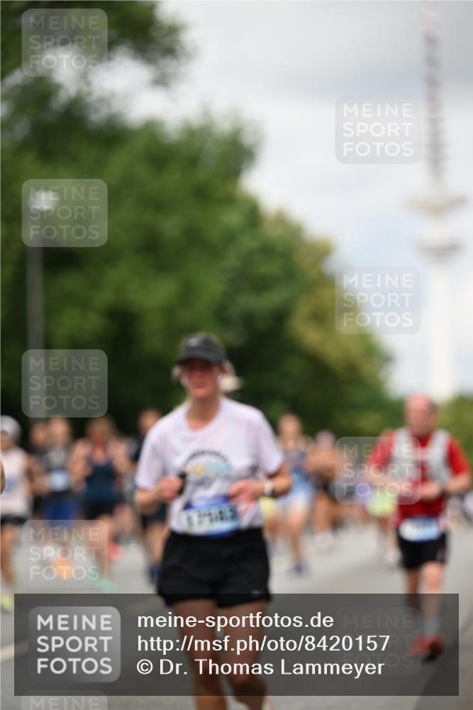 29.06.2025 - hella hamburg halbmarathon Dr. Thomas Lammeyer http://msf.ph/oto/8420157 29.06.2025 10:46:48 Kennedybrücke 1039, 1712, 1752, 2069, 2134, 2974, 3276, 3326, 3568, 4385, 4541, 4680, 4735, 4736, 5419, 5671, 6136, 6320, 6440, 6828, 7022, 7023, 7040, 7043, 7260, 8014, 8525, 8526, 8712, 9644, 9980, 10532, 10623, 10842, 11074, 11075, 11331 meine-sportfotos.de