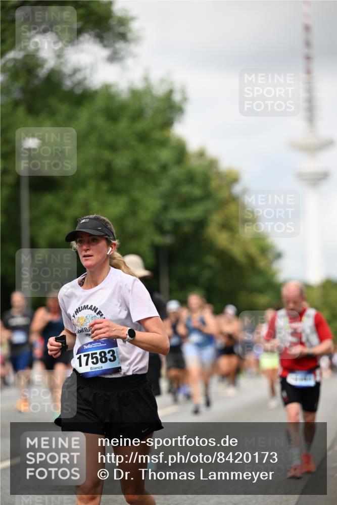 29.06.2025 - hella hamburg halbmarathon Dr. Thomas Lammeyer http://msf.ph/oto/8420173 29.06.2025 10:46:49 Kennedybrücke 1039, 1712, 1752, 2069, 2134, 2974, 3276, 3326, 3568, 4385, 4541, 4680, 4735, 4736, 5419, 5671, 6136, 6320, 6440, 6828, 7022, 7023, 7040, 7043, 7260, 7357, 7666, 8014, 8525, 8526, 8712, 9644, 9980, 10532, 10623, 10842, 11074, 11075, 11331 meine-sportfotos.de