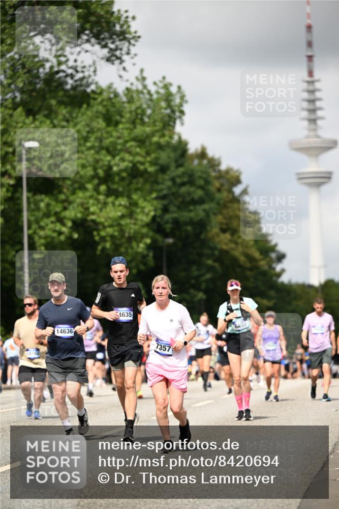 29.06.2025 - hella hamburg halbmarathon Dr. Thomas Lammeyer http://msf.ph/oto/8420694 29.06.2025 10:47:03 Kennedybrücke 1150, 1360, 1656, 1752, 1929, 1994, 2134, 2401, 2509, 2580, 2940, 2941, 3378, 3874, 4092, 4680, 4778, 5403, 5419, 6136, 6440, 6764, 6828, 6837, 7040, 7043, 7260, 7357, 7477, 7515, 7666, 8000, 8161, 8525, 8526, 9644, 9980, 10008, 10623, 10697, 10734, 10842, 11074, 11075, 11331 meine-sportfotos.de