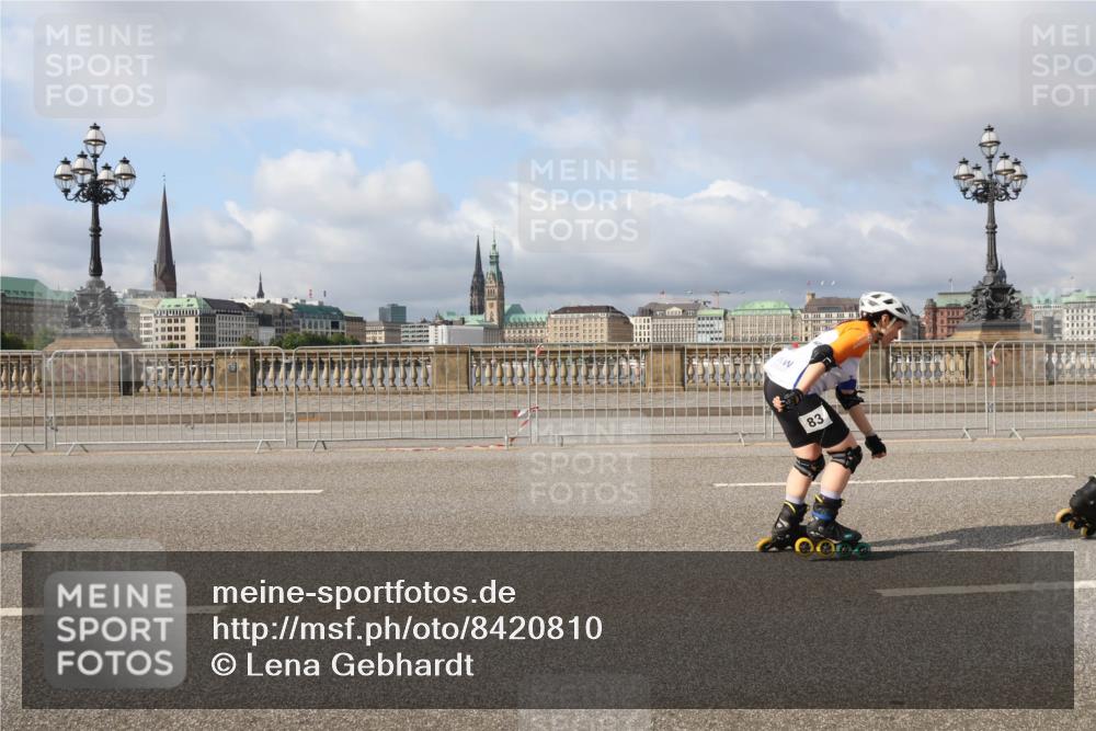 29.06.2025 - hella hamburg halbmarathon Lena Gebhardt http://msf.ph/oto/8420810 29.06.2025 08:57:41 Lombardsbrücke 837 meine-sportfotos.de