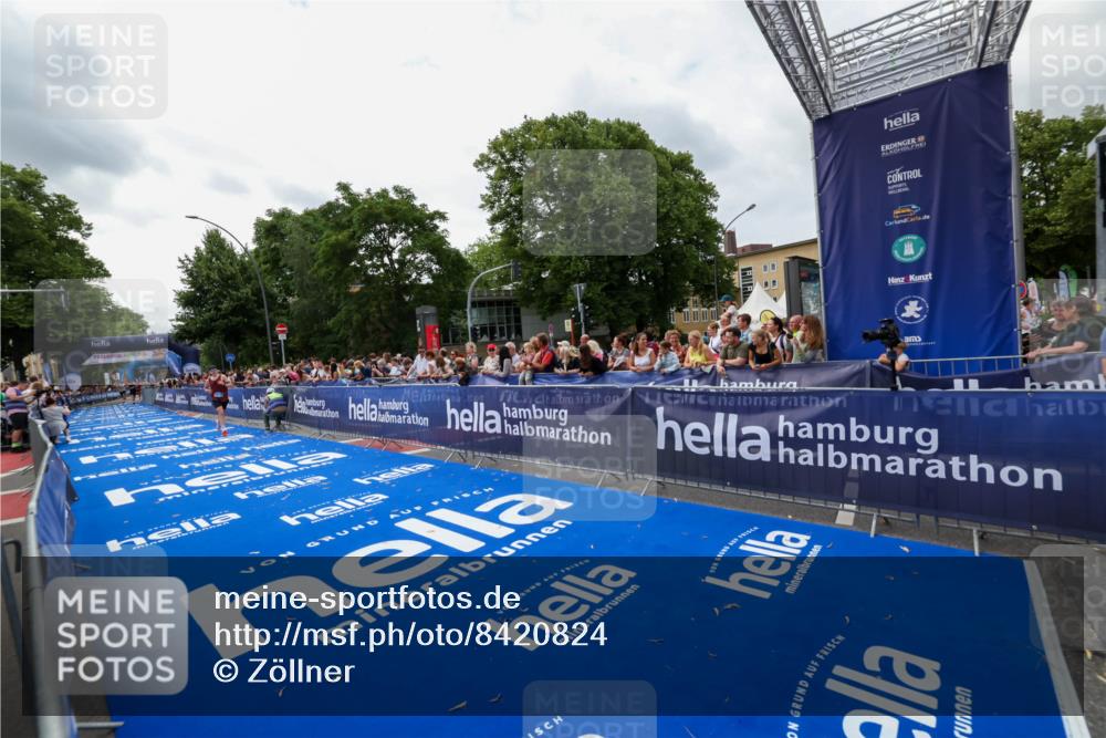 29.06.2025 - hella hamburg halbmarathon Zöllner http://msf.ph/oto/8420824 29.06.2025 10:31:30 Ziel 19118 meine-sportfotos.de