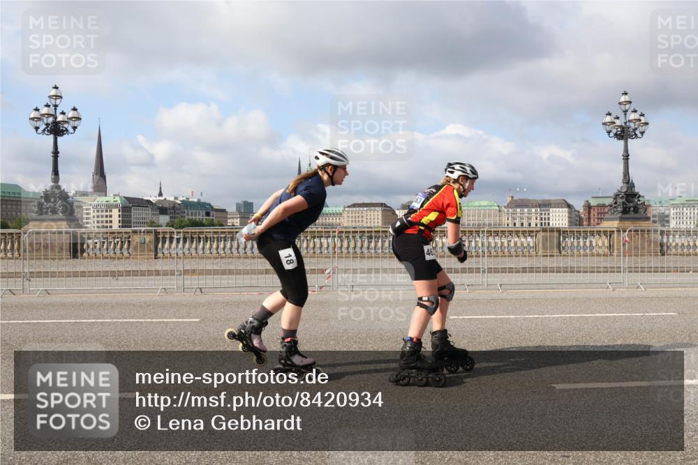 29.06.2025 - hella hamburg halbmarathon Lena Gebhardt http://msf.ph/oto/8420934 29.06.2025 08:57:42 Lombardsbrücke 18, 46 meine-sportfotos.de
