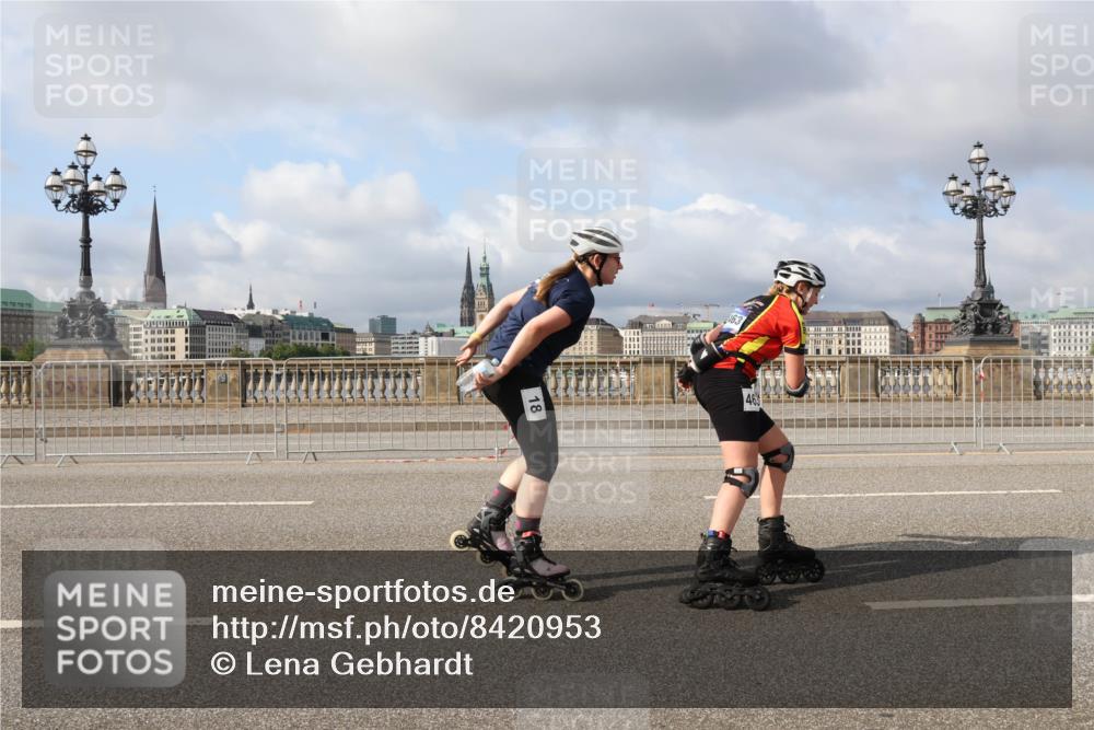 29.06.2025 - hella hamburg halbmarathon Lena Gebhardt http://msf.ph/oto/8420953 29.06.2025 08:57:42 Lombardsbrücke 18, 46 meine-sportfotos.de