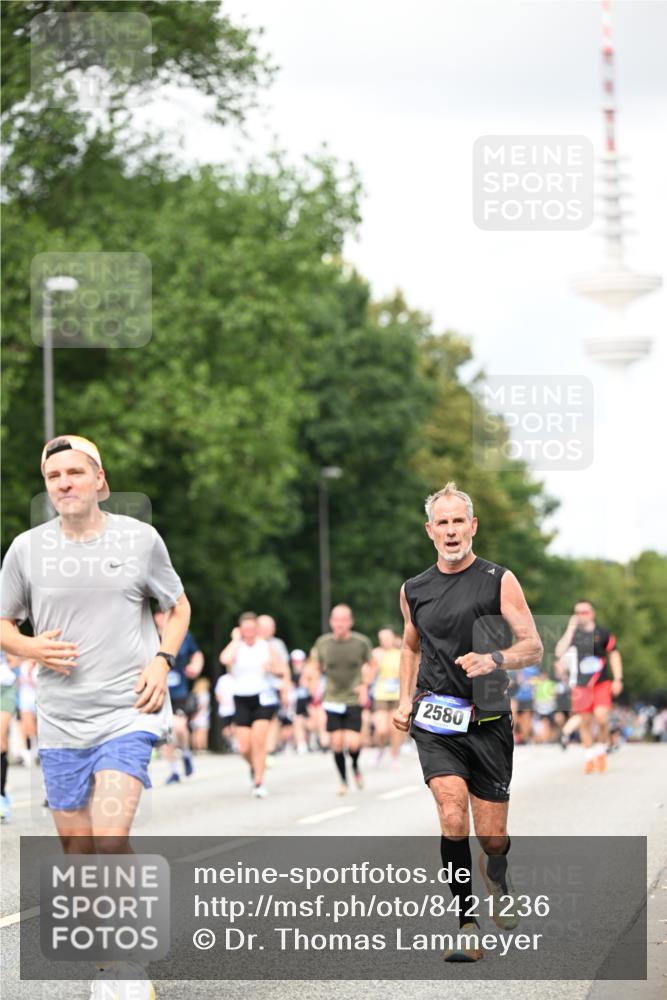 29.06.2025 - hella hamburg halbmarathon Dr. Thomas Lammeyer http://msf.ph/oto/8421236 29.06.2025 10:47:16 Kennedybrücke 1150, 1360, 1656, 1929, 1994, 2401, 2450, 2509, 2580, 2940, 2941, 3378, 3874, 4092, 4334, 4353, 4778, 4891, 4892, 5268, 5403, 6440, 6764, 6837, 7357, 7477, 7515, 7557, 7666, 8000, 8161, 8233, 8435, 8525, 8526, 9304, 9980, 10008, 10536, 10697, 10734, 10899, 11331 meine-sportfotos.de