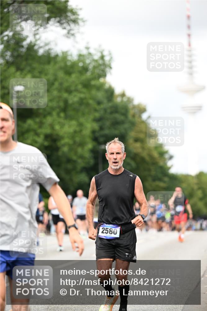 29.06.2025 - hella hamburg halbmarathon Dr. Thomas Lammeyer http://msf.ph/oto/8421272 29.06.2025 10:47:17 Kennedybrücke 1150, 1360, 1656, 1929, 1994, 2401, 2450, 2509, 2580, 2940, 2941, 3378, 3874, 4092, 4334, 4353, 4778, 4891, 4892, 5268, 5403, 6440, 6764, 6837, 7357, 7477, 7515, 7557, 7666, 8000, 8161, 8233, 8435, 8526, 9304, 9980, 10008, 10536, 10697, 10734, 10899, 11331 meine-sportfotos.de