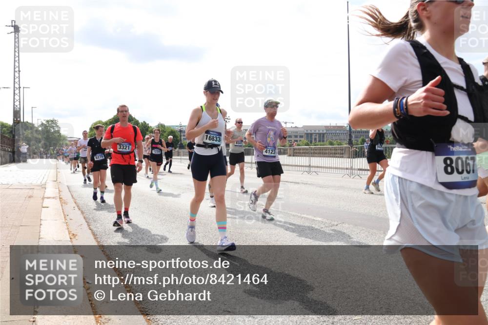 29.06.2025 - hella hamburg halbmarathon Lena Gebhardt http://msf.ph/oto/8421464 29.06.2025 10:18:34 Lombardsbrücke 6270, 3321, 1234, 16833, 8341, 4123, 8067, 1234, 1325, 1521, 1554, 1820, 1982, 2087, 2335, 2634, 2703, 2781, 2821, 3125, 3202, 3321, 3482, 3529, 3591, 3592, 3977, 4123, 4383, 4710, 4738, 4802, 4804, 5049, 5264, 5266, 5834, 5909, 5910, 6270, 6332, 6533, 7051, 7121, 7160, 7214, 7454, 8067, 8341, 8665, 9222, 9276, 9505, 9549, 9586, 9658, 9748, 9834, 9844, 10172, 10467, 10502, 10659, 10687, 10908, 12498, 12541, 12548, 12552, 12703, 13341 meine-sportfotos.de