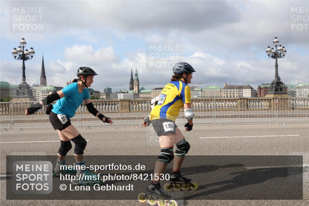 29.06.2025 - hella hamburg halbmarathon Lena Gebhardt http://msf.ph/oto/8421530 29.06.2025 08:57:47 Lombardsbrücke 188, 180 meine-sportfotos.de