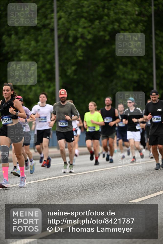 29.06.2025 - hella hamburg halbmarathon Dr. Thomas Lammeyer http://msf.ph/oto/8421787 29.06.2025 10:47:49 Kennedybrücke 1226, 1310, 1467, 1788, 1816, 1878, 2103, 2158, 2267, 2361, 2538, 2971, 3288, 3518, 4105, 4177, 4302, 5265, 5370, 5720, 5755, 6012, 7205, 7461, 7872, 8135, 8991, 9831, 9976, 10083, 10200, 10202 meine-sportfotos.de