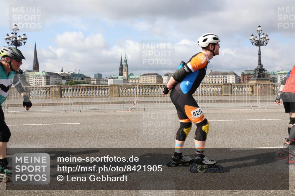 29.06.2025 - hella hamburg halbmarathon Lena Gebhardt http://msf.ph/oto/8421905 29.06.2025 08:57:48 Lombardsbrücke 525 meine-sportfotos.de