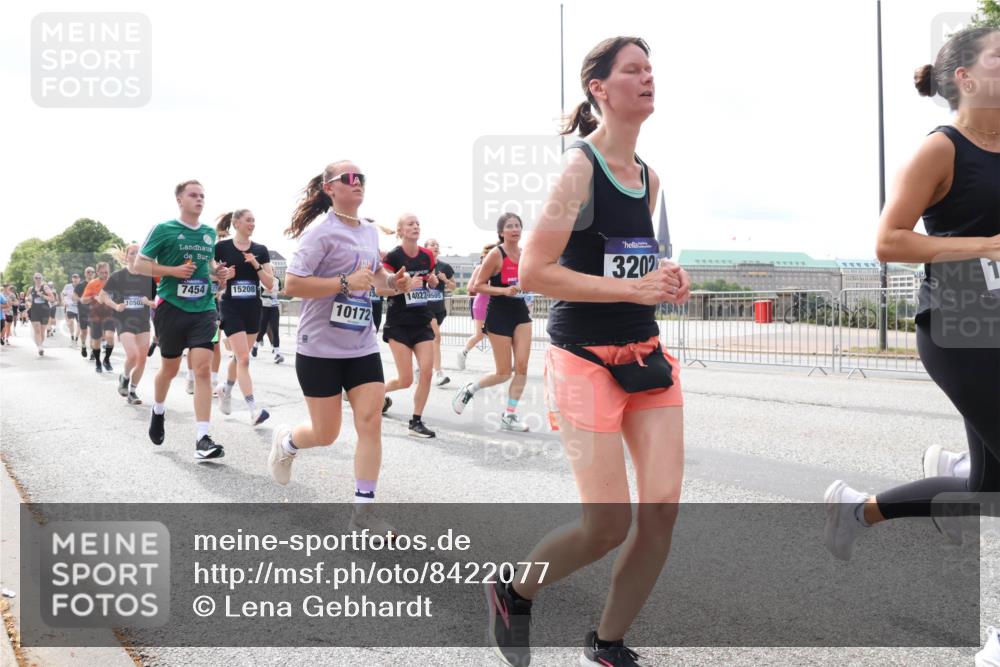 29.06.2025 - hella hamburg halbmarathon Lena Gebhardt http://msf.ph/oto/8422077 29.06.2025 10:18:41 Lombardsbrücke 1050, 7454, 2715208, 10172, 140239505, 3202, 1, 1234, 1349, 1521, 1820, 2087, 2335, 2703, 2781, 2821, 3026, 3202, 3321, 3482, 3529, 3591, 3592, 3631, 4123, 4383, 4710, 4718, 4738, 4802, 4845, 5049, 5264, 5266, 5834, 5909, 5910, 6332, 6413, 6533, 7051, 7121, 7160, 7214, 7252, 7454, 8341, 8665, 8780, 9222, 9270, 9272, 9276, 9505, 9549, 9586, 9658, 9748, 9834, 10037, 10172, 10467, 10502, 10659, 10687, 10816, 12498, 12541, 12548, 12552, 12703, 13341 meine-sportfotos.de