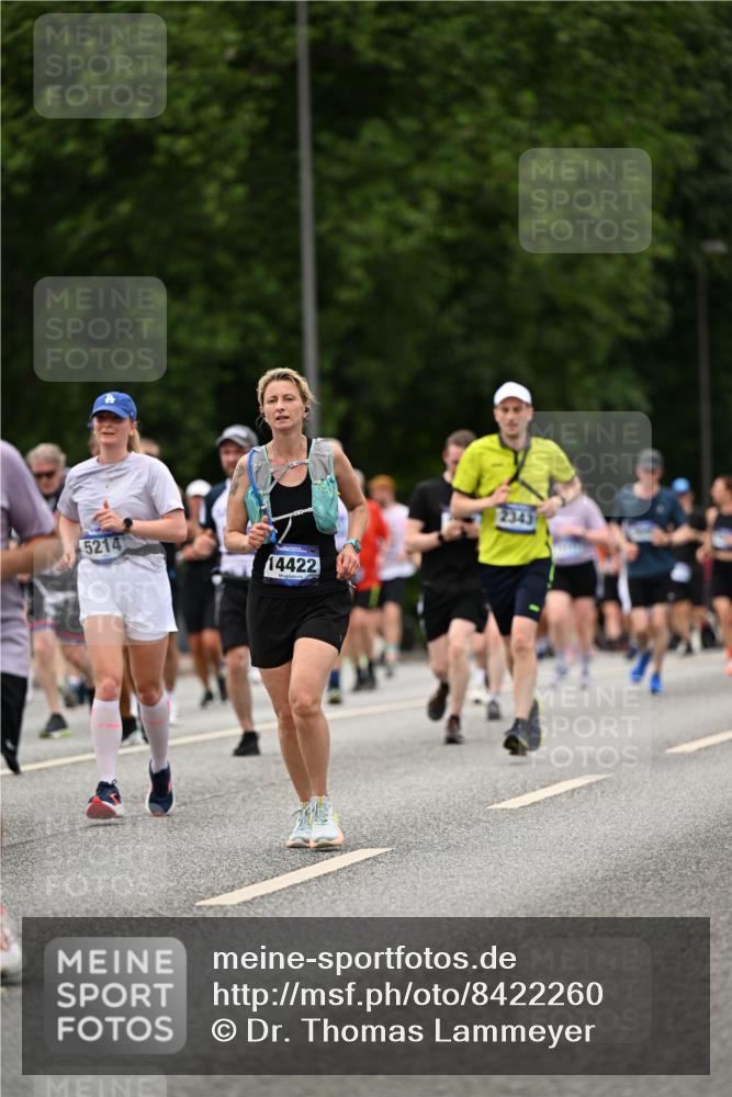 29.06.2025 - hella hamburg halbmarathon Dr. Thomas Lammeyer http://msf.ph/oto/8422260 29.06.2025 10:48:07 Kennedybrücke 1816, 1878, 2158, 2343, 2361, 3597, 4636, 5001, 5192, 5201, 5214, 5370, 5649, 5720, 6012, 6096, 6931, 7197, 7205, 7461, 8135, 8504, 9704, 9831, 9976, 10083, 10200, 10202, 11279 meine-sportfotos.de