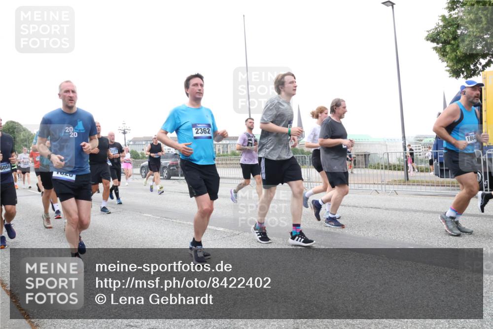 29.06.2025 - hella hamburg halbmarathon Lena Gebhardt http://msf.ph/oto/8422402 29.06.2025 10:52:48 Lombardsbrücke 20, 20, 6056, 3227, 2362, 1864, 1369, 1826, 2146, 2291, 2362, 2420, 2528, 2701, 2983, 2988, 3140, 3227, 3645, 3787, 4591, 4729, 5360, 6135, 6521, 6671, 7032, 7511, 7681, 7735, 7737, 7812, 8641, 9068, 9070, 9103, 9545, 9731, 10055, 10080, 10392, 10417, 10568, 10600, 10879, 10928, 10981, 11084, 11297, 11520, 11524, 11919, 12127, 12128, 12546, 12994, 14009, 14765, 14807, 14977, 14979 meine-sportfotos.de