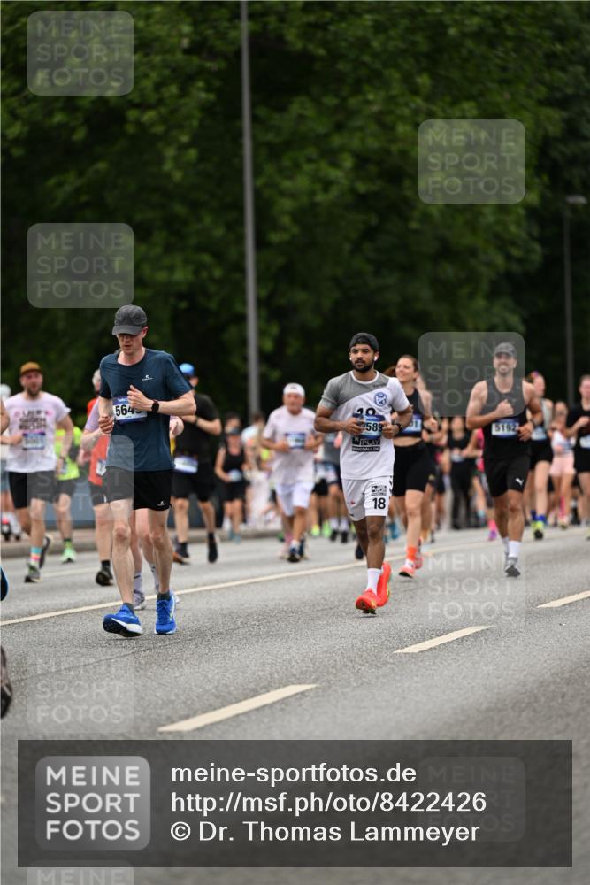 29.06.2025 - hella hamburg halbmarathon Dr. Thomas Lammeyer http://msf.ph/oto/8422426 29.06.2025 10:48:13 Kennedybrücke 1816, 2258, 2343, 2361, 3597, 4636, 4866, 5001, 5192, 5201, 5214, 5649, 5720, 5902, 5905, 6012, 6096, 6334, 6931, 7197, 7205, 8504, 9704, 9879, 10006, 10097, 10202, 10220, 11279 meine-sportfotos.de