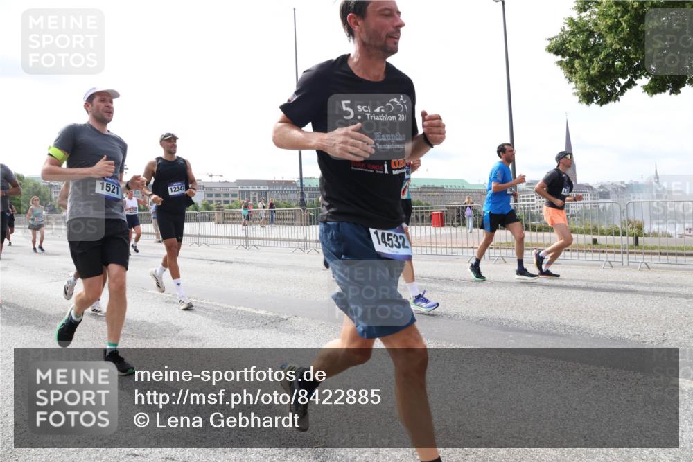 29.06.2025 - hella hamburg halbmarathon Lena Gebhardt http://msf.ph/oto/8422885 29.06.2025 10:18:51 Lombardsbrücke 1521, 12347, 5, 20, 14532, 1234, 1349, 1521, 1718, 1755, 1820, 2096, 2703, 2781, 2802, 2821, 3026, 3105, 3118, 3202, 3529, 3591, 3592, 3631, 4123, 4383, 4718, 4802, 4845, 5049, 5264, 5266, 5323, 5834, 5910, 6194, 6249, 6332, 6413, 6482, 6533, 6736, 7051, 7121, 7160, 7214, 7252, 7454, 8341, 8665, 8780, 9222, 9270, 9272, 9276, 9505, 9549, 9586, 9658, 9748, 9756, 9757, 10037, 10172, 10467, 10502, 10659, 10687, 10816, 12541, 12548, 12552, 12703, 13341 meine-sportfotos.de