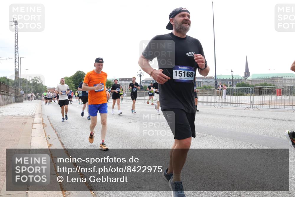 29.06.2025 - hella hamburg halbmarathon Lena Gebhardt http://msf.ph/oto/8422975 29.06.2025 10:43:04 Lombardsbrücke 15168, 1149, 1467, 1656, 1788, 1816, 1878, 1964, 2103, 2158, 2267, 2361, 2401, 2450, 2509, 2940, 2941, 2971, 3074, 3238, 3283, 3329, 3378, 3518, 3638, 3764, 4056, 4092, 4105, 4177, 4302, 4334, 4385, 4680, 5067, 5268, 5417, 5610, 5720, 5755, 5967, 6120, 6764, 7043, 7461, 7513, 7872, 8161, 8184, 8435, 8529, 8795, 8991, 9072, 9304, 9378, 9644, 9976, 10008, 10180, 10454, 10697, 11142, 11710, 12151, 12441, 13049, 13241 meine-sportfotos.de