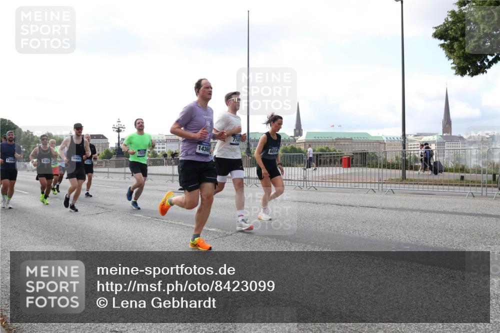 29.06.2025 - hella hamburg halbmarathon Lena Gebhardt http://msf.ph/oto/8423099 29.06.2025 10:06:06 Lombardsbrücke 13042, 9361, 16441, 14369, 7741, 6014, 4, 1229, 1245, 1448, 1766, 1830, 1842, 2471, 2540, 3062, 3461, 3929, 4169, 4542, 4666, 4868, 5431, 5762, 6014, 6314, 7138, 7741, 8051, 8316, 8894, 8909, 9339, 9361, 9477, 9917, 10781, 10791, 10998, 13042, 13054, 13481, 13863, 14369, 14987, 15113, 15145, 15229, 15462, 15537, 15766, 15772, 16441, 16687, 17239, 17731, 17740, 17746, 17885, 18042, 18768, 18857, 18966, 18973 meine-sportfotos.de
